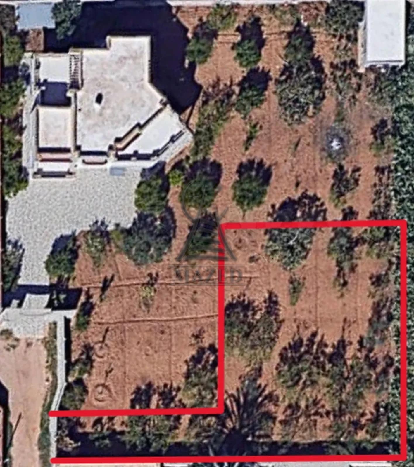 Terrain 533 m² · Route El Ain km 7.5